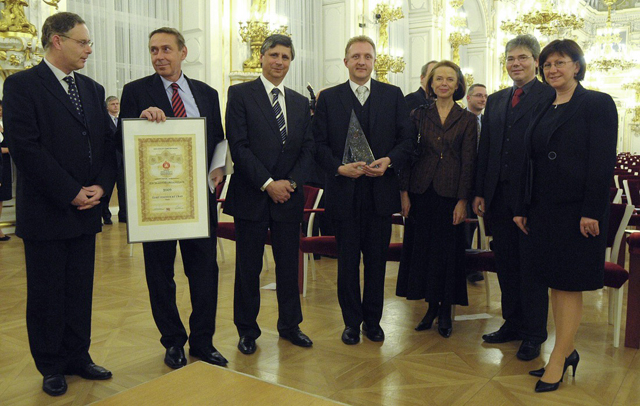 Foto 6 - ČSÚ získal titul "Excelentní organizace 2009"